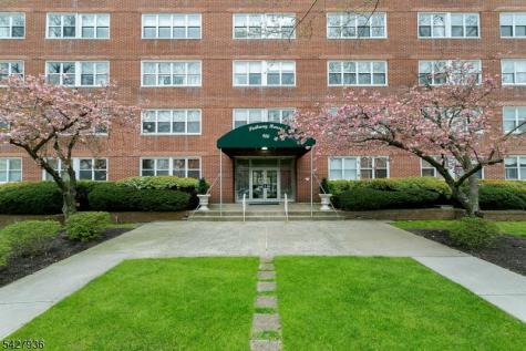 926 Bloomfield Avenue Glen Ridge Boro NJ 07028