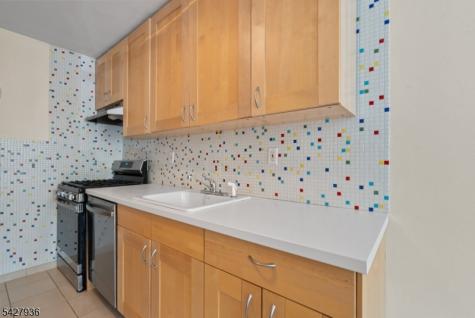 926 Bloomfield Avenue Glen Ridge Boro NJ 07028