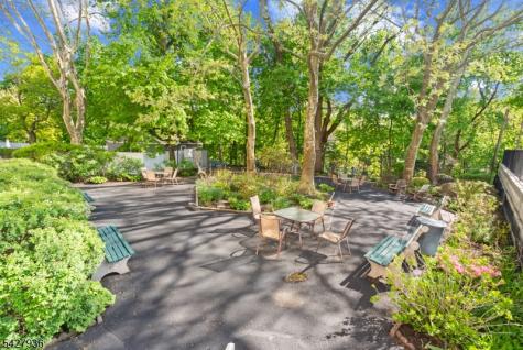 926 Bloomfield Avenue Glen Ridge Boro NJ 07028