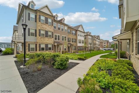 1 Haralson Court Livingston NJ 07039