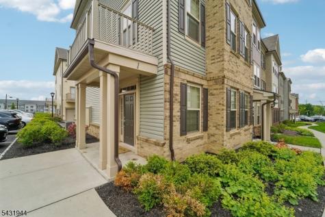 1 Haralson Court Livingston NJ 07039