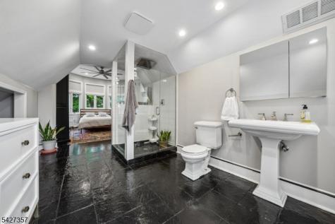 3 Kips Ridge C0003 Montclair NJ 07042