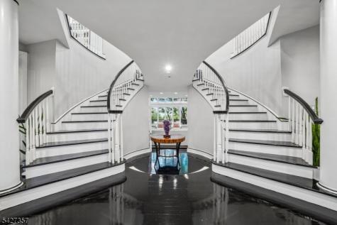 3 Kips Ridge C0003 Montclair NJ 07042
