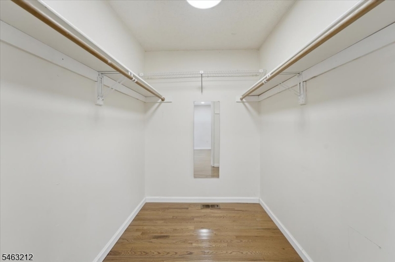 543 Manchester Court Piscataway NJ 08854