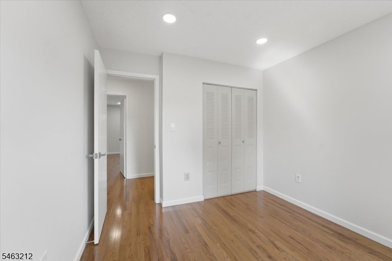 543 Manchester Court Piscataway NJ 08854