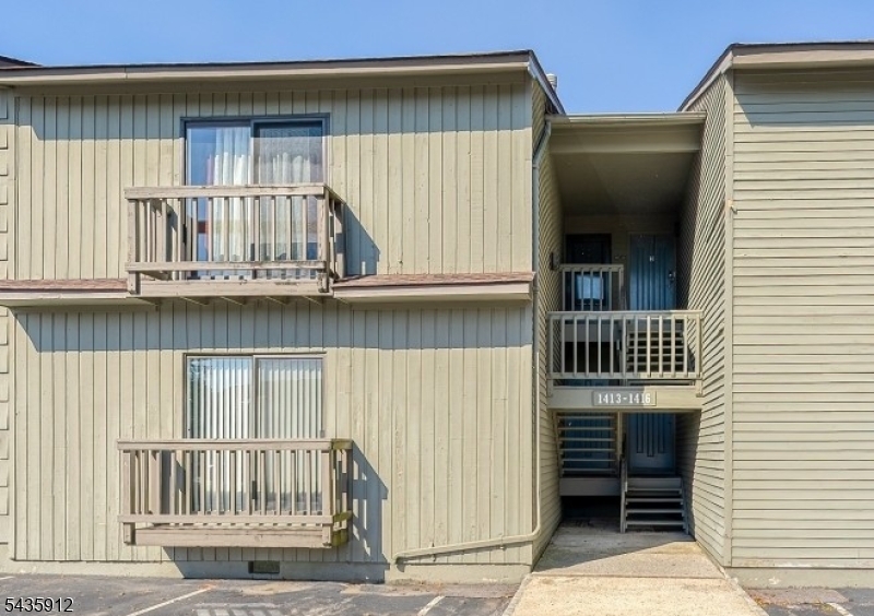 1413 Spruce Hills Drive Glen Gardner NJ 08826