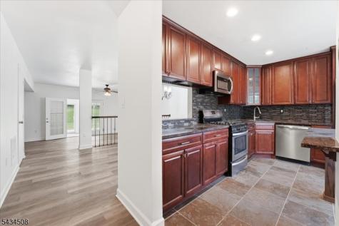 293 Gettysburg Way Lincoln Park NJ 07035
