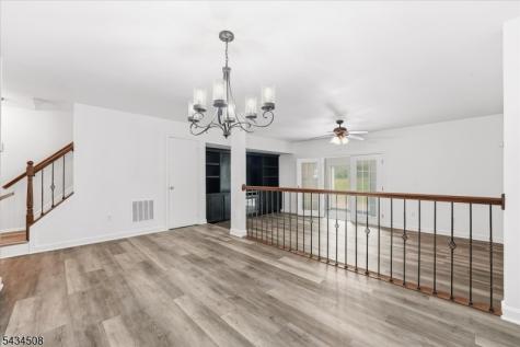 293 Gettysburg Way Lincoln Park NJ 07035
