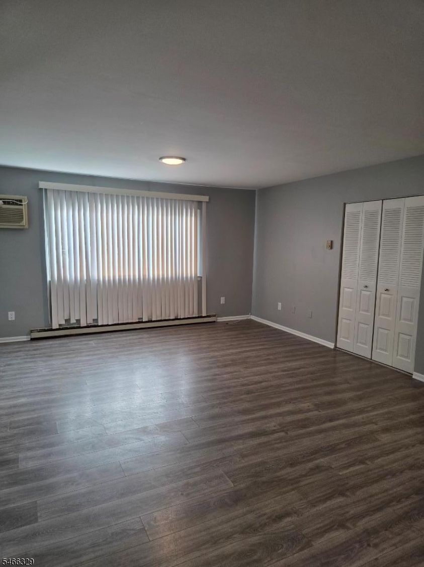 2 Honiss Street Belleville NJ 07109