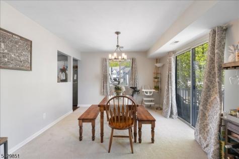 15 Garden Court Roxbury NJ 07876