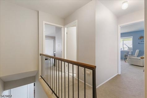 15 Garden Court Roxbury NJ 07876