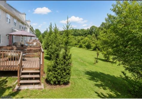 5 Edith Place Franklin NJ 08873