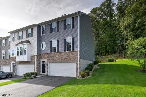 4 Woodland Way Mount Arlington NJ 07856