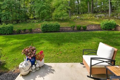4 Woodland Way Mount Arlington NJ 07856
