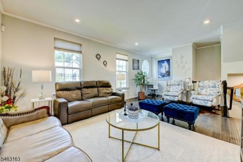 4 Woodland Way Mount Arlington NJ 07856