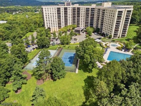 1 Claridge Drive Verona NJ 07044