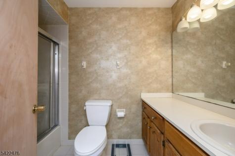 675 Raritan Road Clark NJ 07066