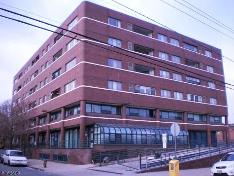 41 Wilson Avenue Newark NJ 07105