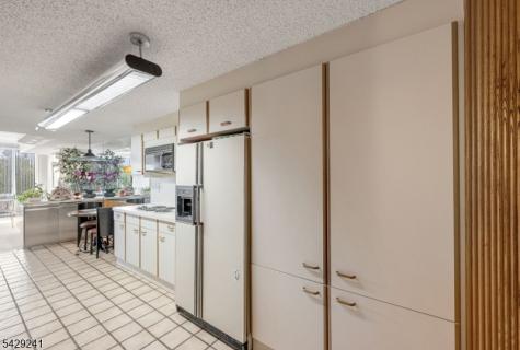 1360 Hamburg Turnpike Wayne NJ 07470