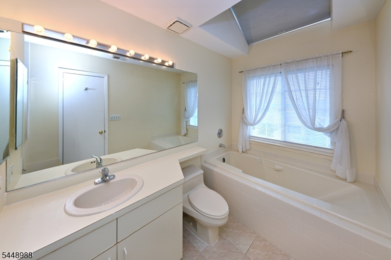 354 Stiles Court West Orange NJ 07052