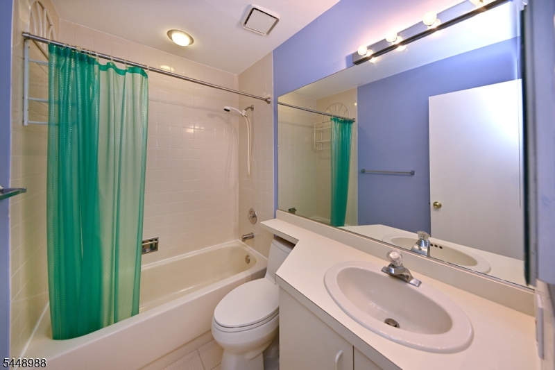 354 Stiles Court West Orange NJ 07052