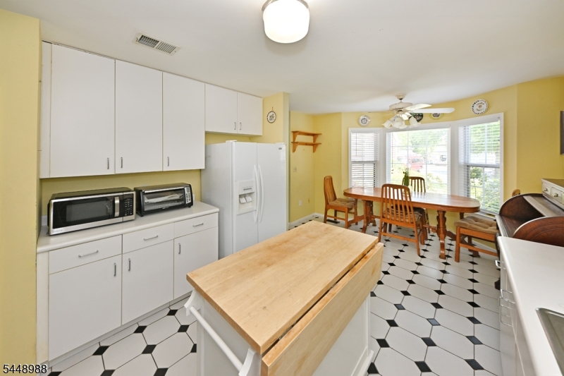 354 Stiles Court West Orange NJ 07052