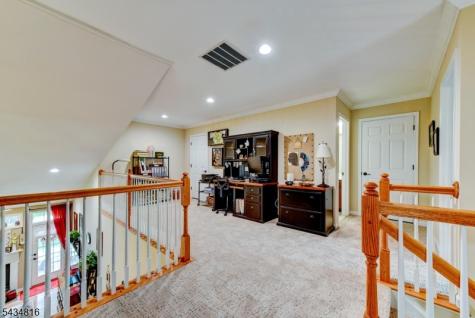 32 Weber Avenue Hillsborough NJ 08844