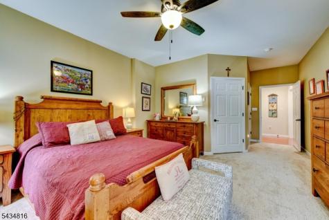 32 Weber Avenue Hillsborough NJ 08844