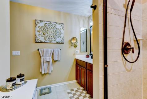 32 Weber Avenue Hillsborough NJ 08844