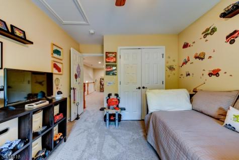 32 Weber Avenue Hillsborough NJ 08844