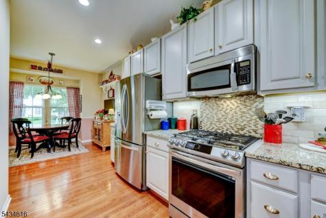 32 Weber Avenue Hillsborough NJ 08844