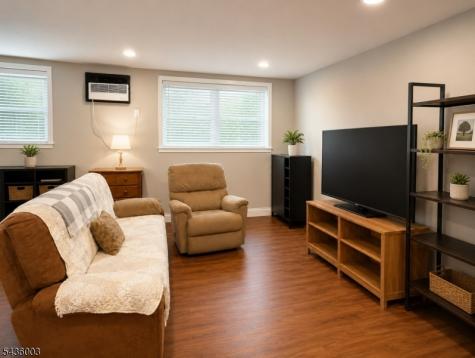 45 Hussa Street Linden NJ 07036