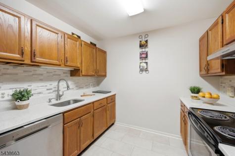 2 Honiss Street Belleville NJ 07109