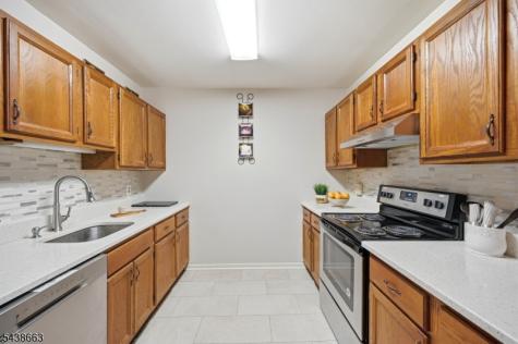 2 Honiss Street Belleville NJ 07109