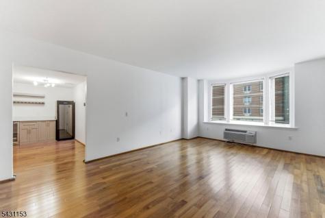 3103 City Place Edgewater NJ 07020