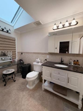 252 Crescenzi Court West Orange NJ 07052
