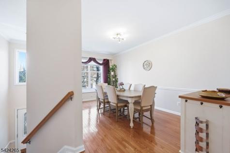 424 Hartford Drive Nutley NJ 07110