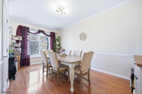 424 Hartford Drive Nutley NJ 07110