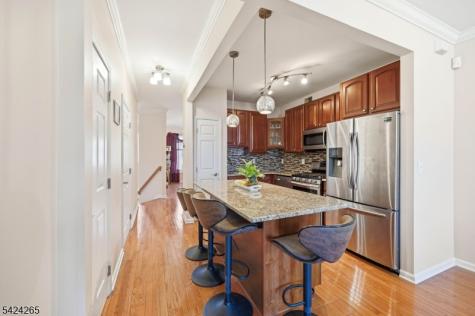 424 Hartford Drive Nutley NJ 07110