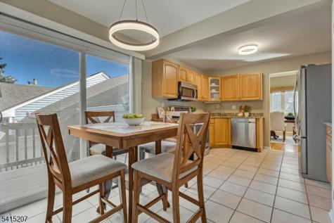 4 Currey Lane West Orange NJ 07052
