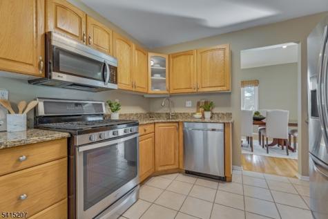 4 Currey Lane West Orange NJ 07052