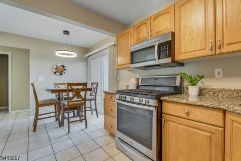 4 Currey Lane West Orange NJ 07052