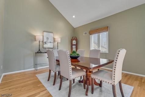 4 Currey Lane West Orange NJ 07052