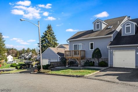 4 Currey Lane West Orange NJ 07052