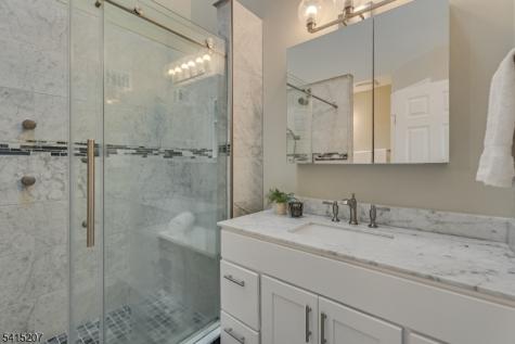 4 Currey Lane West Orange NJ 07052