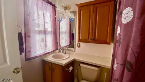 74 Falcon Ridge Way Hamburg NJ 07419
