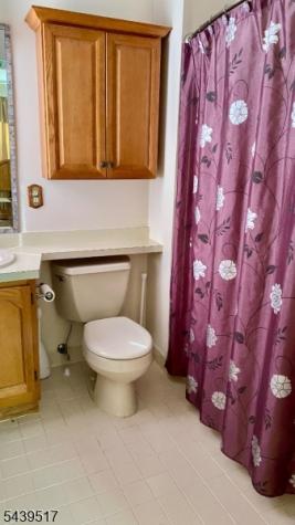 74 Falcon Ridge Way Hamburg NJ 07419