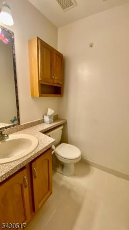 74 Falcon Ridge Way Hamburg NJ 07419