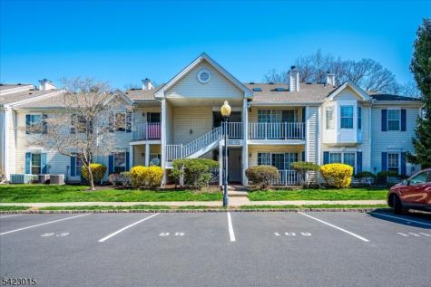 95 Sapphire Lane Franklin NJ 08823