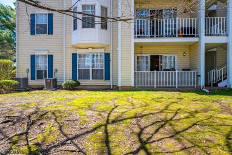 95 Sapphire Lane Franklin NJ 08823